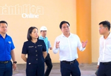 Phó Bí thư Thường trực Tỉnh ủy, Chủ tịch HĐND tỉnh Khánh Hòa Nguyễn Khắc Toàn kiểm tra tiến độ 2 dự án trọng điểm của tỉnh