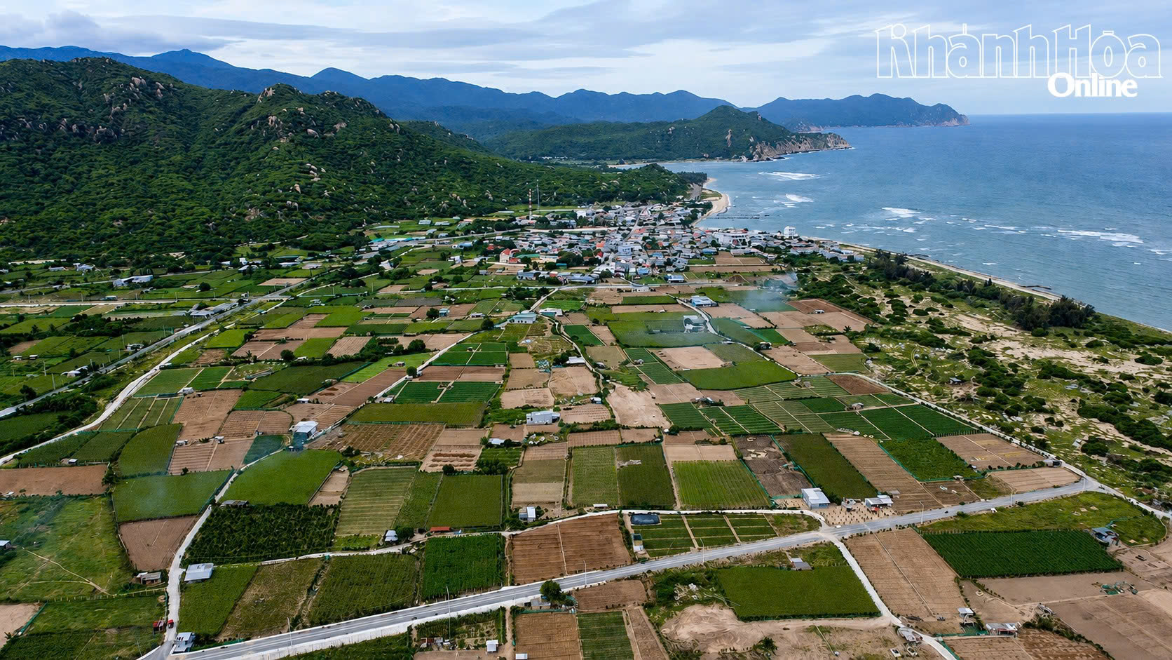 Khánh Hòa: Nỗ lực “khơi thông” điểm nghẽn trong giải phóng mặt bằng, tạo đà bứt phá cho các dự án trọng điểm