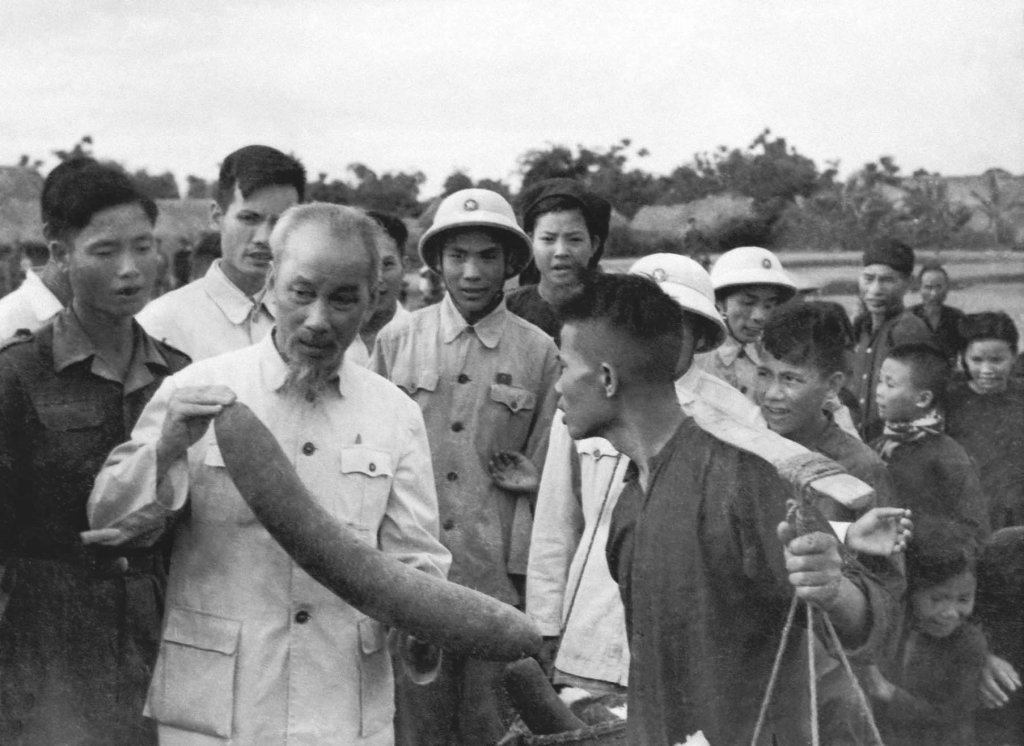 Vận dụng sáng tạo chủ nghĩa Mác – Lênin và tư tưởng Hồ Chí Minh trong phát triển mô hình hợp tác xã ở Việt Nam