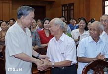 Quan điểm “nhân dân là trung tâm” trong Văn kiện Đại hội XIII của Đảng