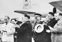 Nguyễn Ái Quốc với Cách mạng Tháng Mười và Luận cương của Lênin