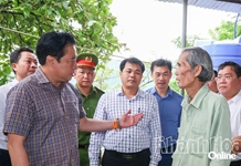 Chủ tịch UBND tỉnh Nguyễn Khắc Toàn yêu cầu chính quyền địa phương, người dân chủ động ứng phó với cơn bão số 13