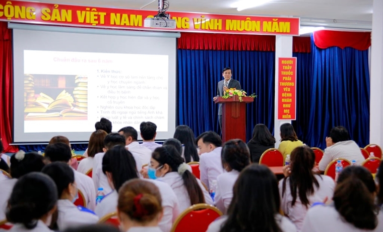 Ứng dụng trí tuệ nhân tạo nhằm nâng cao hiệu quả giảng dạy lý luận chính trị cho sinh viên hiện nay