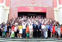 Luồng gió mới với các cây bút trẻ