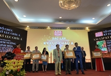 Trao bằng chứng nhận xác lập kỷ lục châu Á cho món nem nướng Ninh Hòa