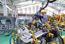 Tác động của cuộc Cách mạng công nghiệp lần thứ tư tới sự phát triển của giai cấp công nhân Việt Nam