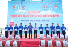 Sôi nổi Hành trình “Thanh niên Khánh Hòa vì biển, đảo quê hương”