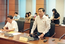 Thảo luận về chủ trương đầu tư các dự án đường vành đai và đường bộ cao tốc