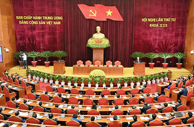 Phấn đấu kiểm soát cơ bản dịch bệnh để khôi phục, phát triển kinh tế - xã hội