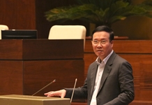 Tiếp tục cụ thể hóa chủ trương lớn, nhất quán trong Cương lĩnh và Nghị quyết Đại hội XIII của Đảng