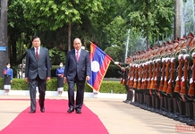 Vun đắp mối quan hệ đặc biệt Việt-Lào ngày càng phát triển