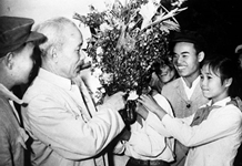 Bác Hồ với mùa xuân cuối cùng ở Pháp - 100 năm nhìn lại