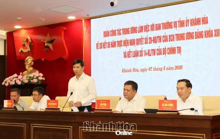 Đoàn công tác Trung ương làm việc với Ban Thường vụ Tỉnh ủy về sơ kết 5 năm thực hiện Nghị quyết số 28 và Kết luận số 14