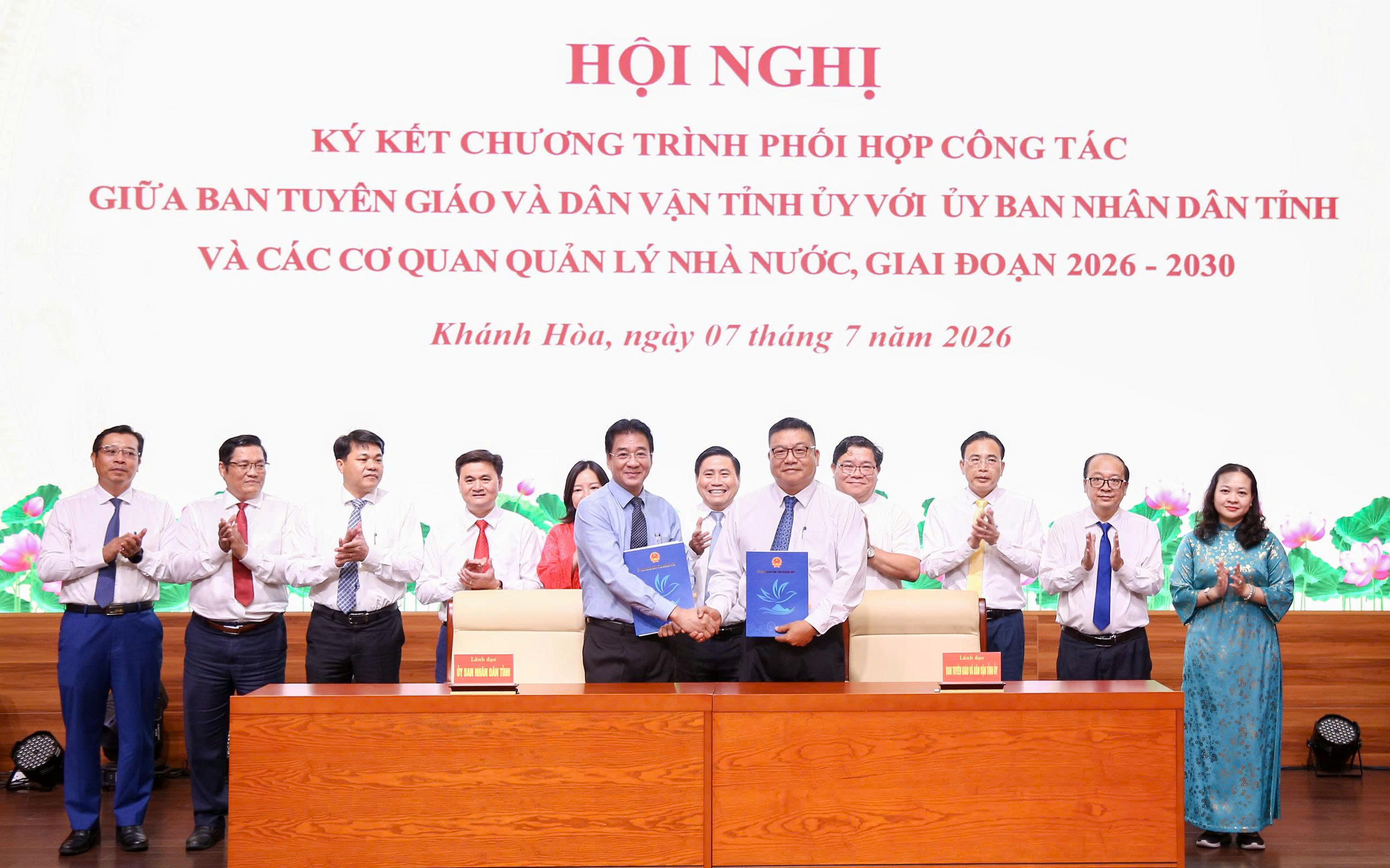 Ban Tuyên giáo và Dân vận Tỉnh ủy ký kết chương trình phối hợp công tác với UBND tỉnh và 9 sở quản lý chuyên ngành