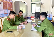 Lực lượng công an xã học tập và làm theo phong cách làm việc tận tụy của Chủ tịch Hồ Chí Minh