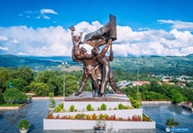 Di sản chính trị - pháp lý - lịch sử - văn hóa của dân tộc Việt Nam