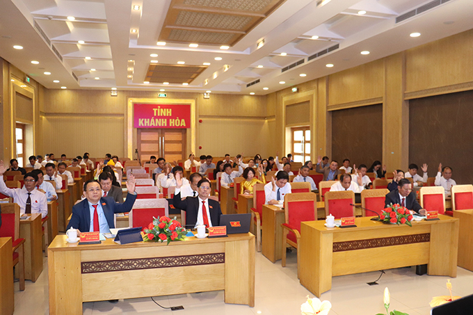 Khai mạc Kỳ họp thứ 8, HĐND tỉnh Khánh Hòa khóa VII