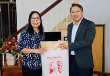 Bí thư Tỉnh ủy Nguyễn Hải Ninh thăm, chúc Tết gia đình các vị lãnh đạo chủ chốt của tỉnh đã từ trần