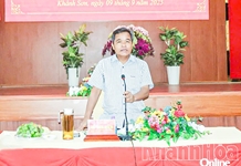 Đồng chí Hồ Văn Niên kiểm tra công tác dân tộc và tín ngưỡng, tôn giáo tại xã Khánh Sơn