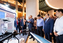 Đấu tranh, phản bác các luận điệu của thế lực thù địch, phản động xuyên tạc, chống phá chủ trương của Đảng về đột phá hoàn thiện thể chế ở Việt Nam