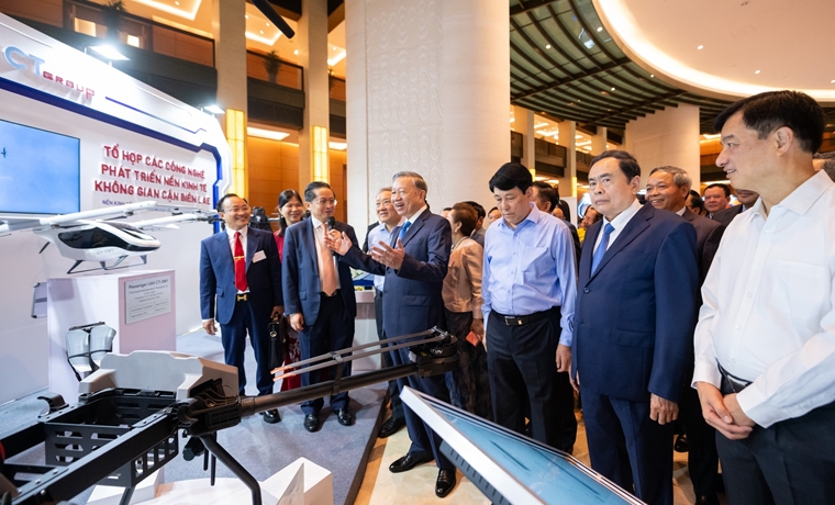 Đấu tranh phản bác các luận điệu xuyên tạc, phủ nhận quan điểm của Đảng về phát triển kinh tế tư nhân