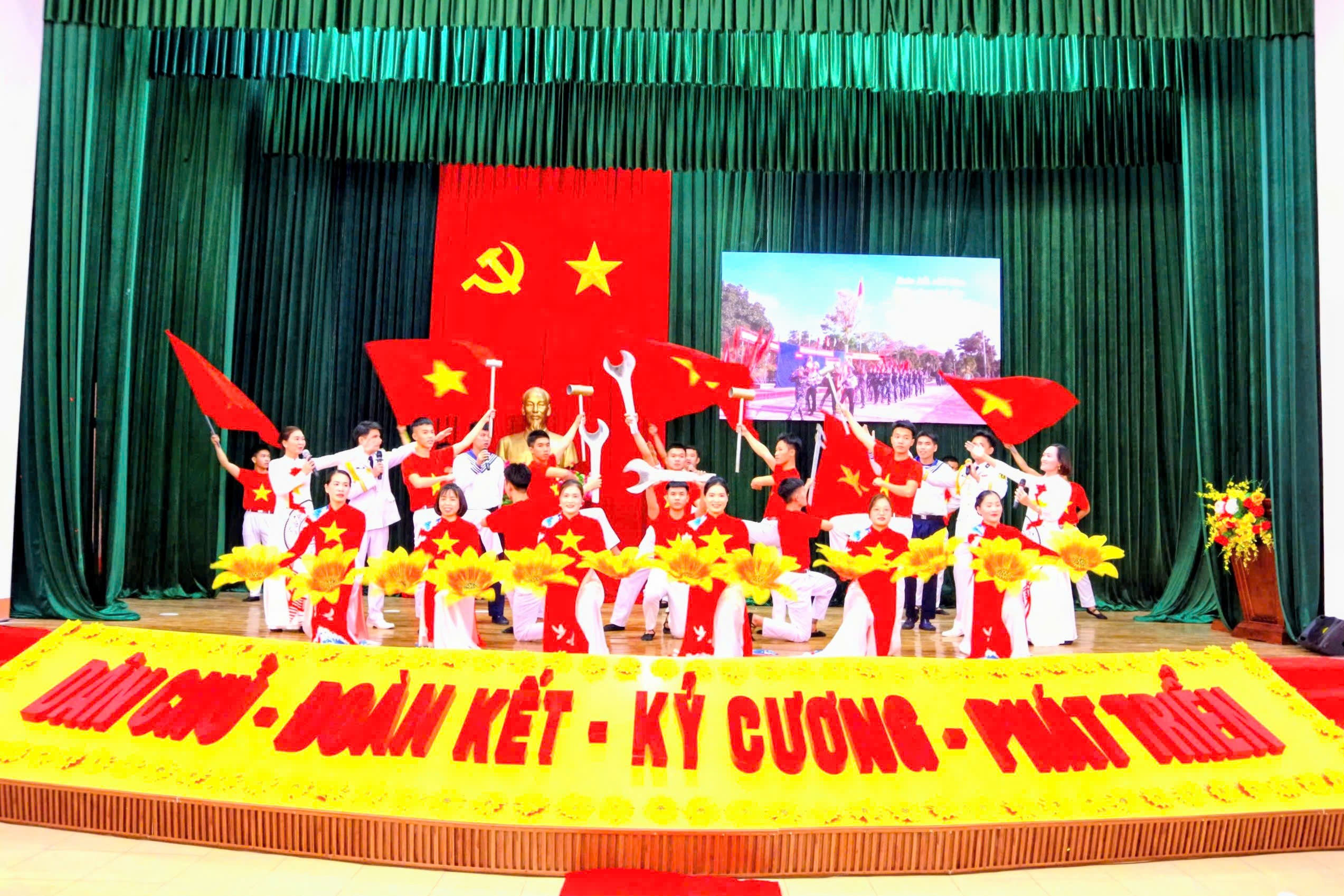 Tổng kết Khối thi đua các đơn vị Quân đội (Khối 1) trên địa bàn tỉnh Khánh Hòa năm 2025