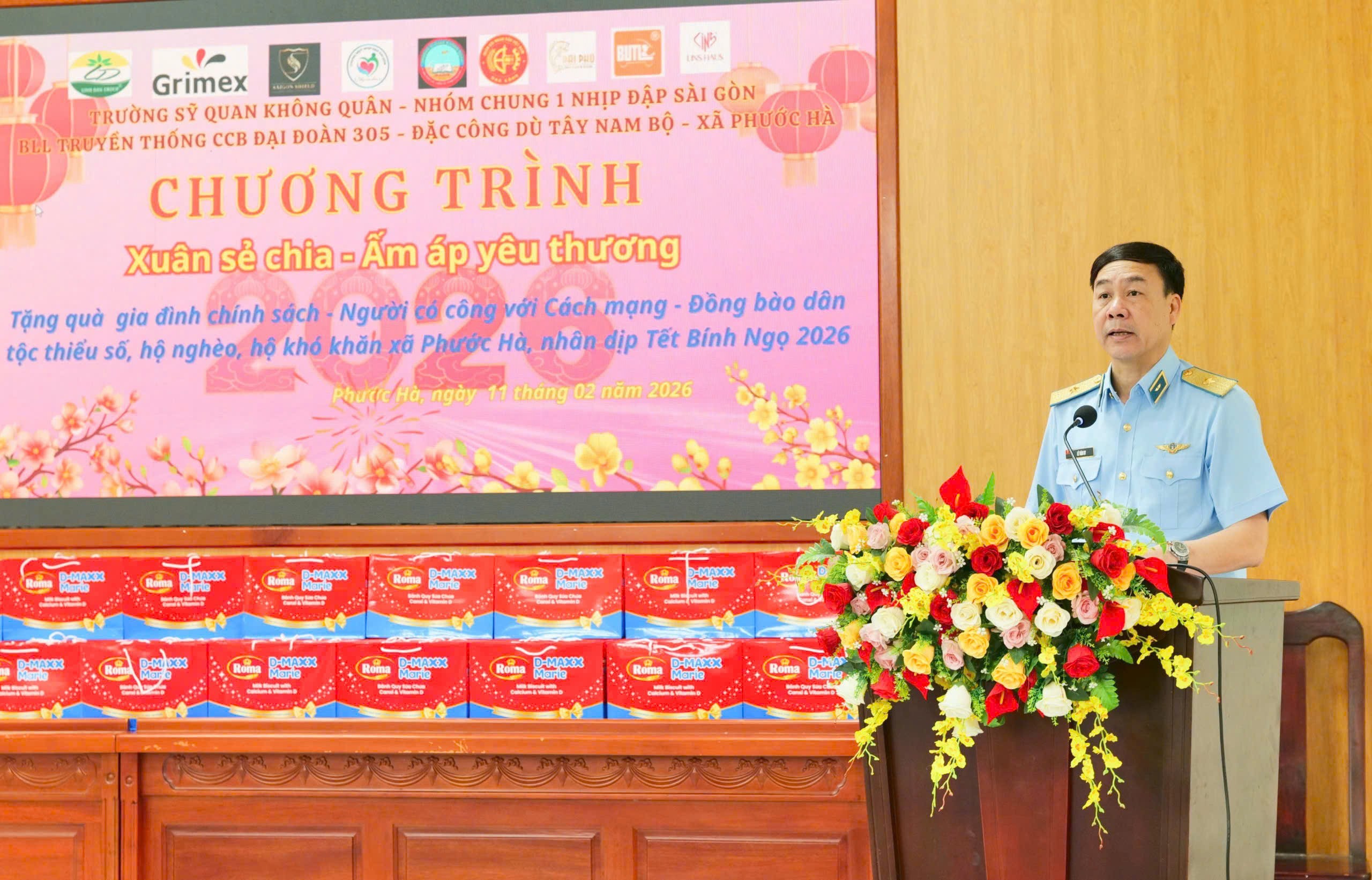 Xuân sẻ chia - Ấm áp yêu thương