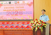 Xuân sẻ chia - Ấm áp yêu thương