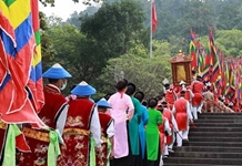 Giữ gìn và phát huy bản sắc văn hóa của dân tộc trong quản trị quốc gia