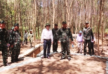 Chủ tịch UBND tỉnh Khánh Hòa kiểm tra thực địa công tác chuẩn bị diễn tập khu vực phòng thủ