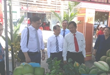 Ông Lê Hữu Thọ dự Ngày hội Đại đoàn kết toàn dân tộc tại xã Suối Hiệp