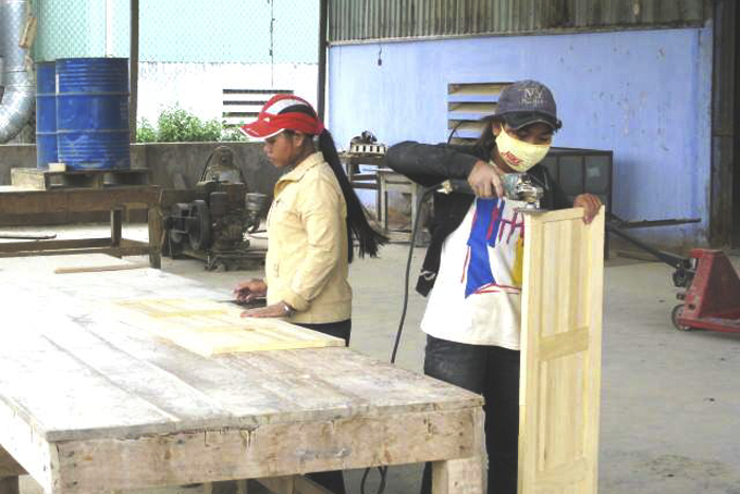 Xem xét, thông qua nhiều nội dung quan trọng