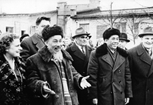 Vận dụng tư tưởng “dĩ bất biến, ứng vạn biến” của Hồ Chí Minh trong xây dựng và bảo vệ Tổ quốc