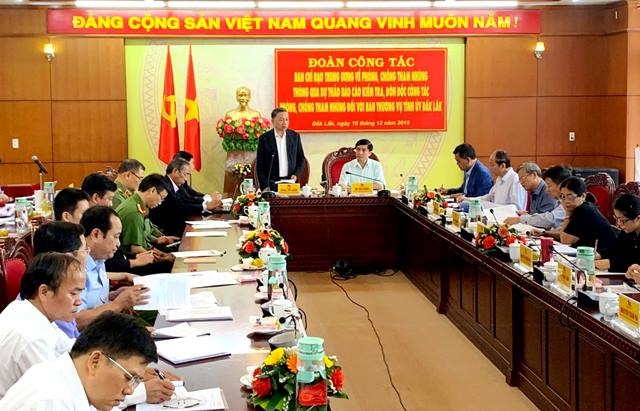 Tiếp tục tăng cường sự lãnh đạo của Đảng đối với công tác phòng, chống tham nhũng, tiêu cực