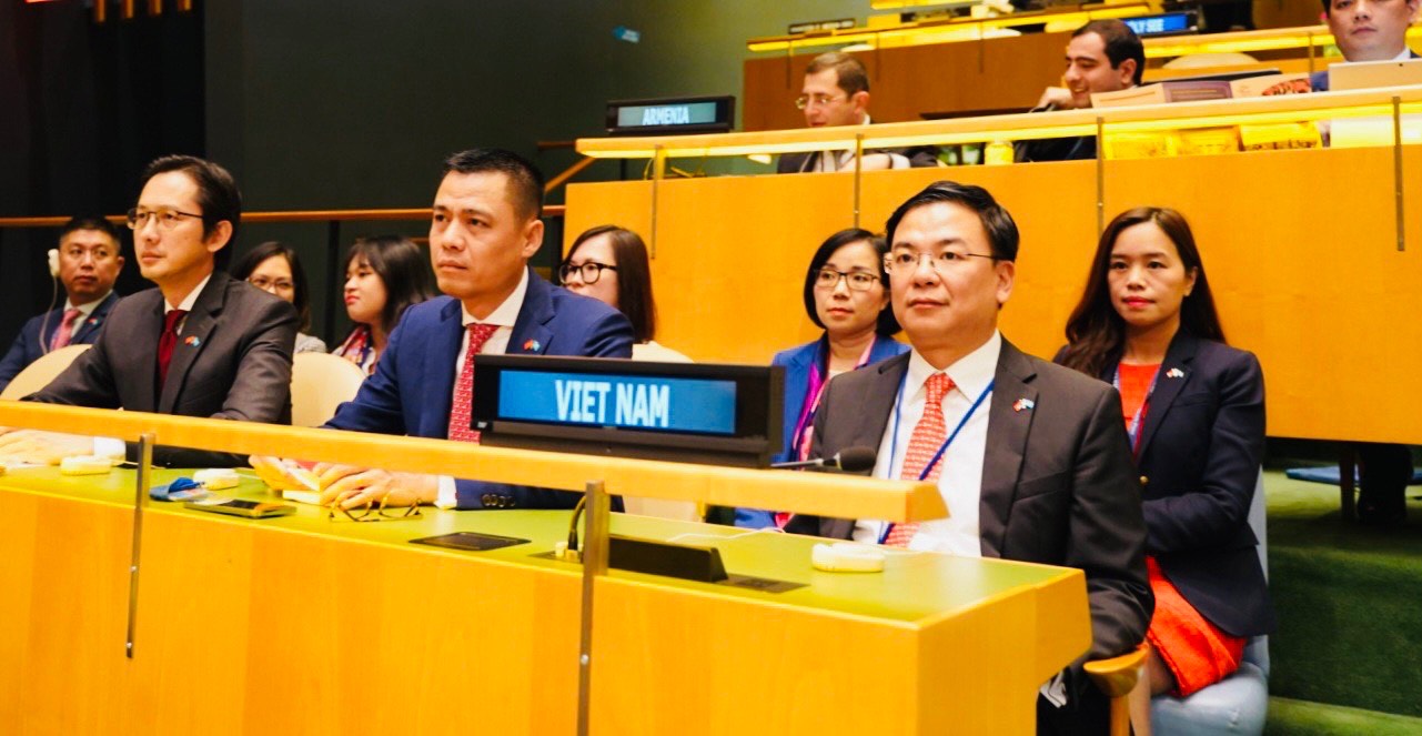         Việt Nam trúng cử Hội đồng Nhân quyền Liên hợp quốc nhiệm kỳ 2023-2025    