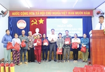 Ông Lê Hữu Thọ dự ngày hội Đại đoàn kết dân tộc tại xã Suối Hiệp