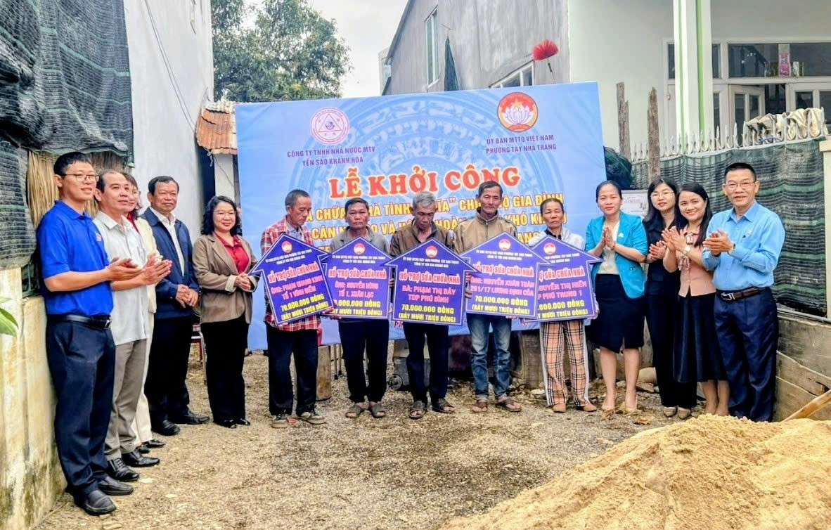 Hoạt động thiết thực chào mừng Đại hội đại biểu toàn quốc lần thứ XIV của Đảng, Lễ Khởi công sửa chữa 5 “Nhà tình nghĩa” tại phường Tây Nha Trang