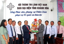 Ông Lê Hữu Hoàng - Phó Chủ tịch Thường trực UBND tỉnh: Thăm, chúc mừng các cơ sở tôn giáo nhân dịp lễ Phục sinh
