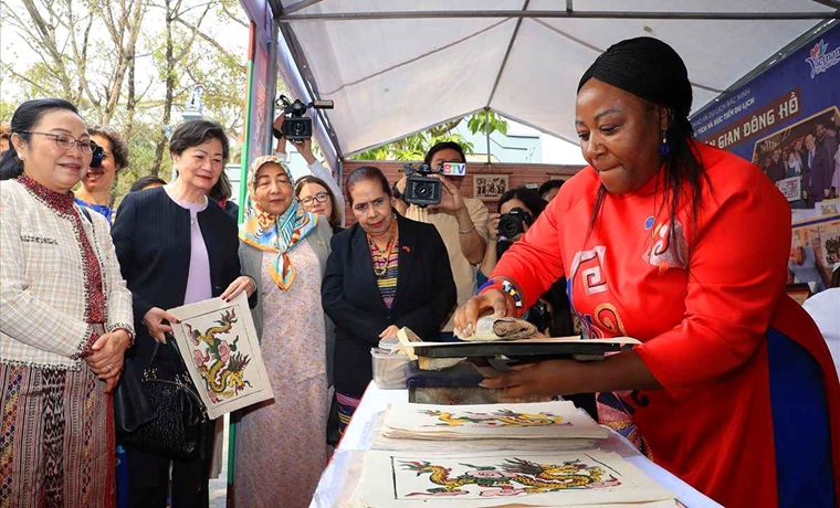 Giải pháp nâng cao hiệu quả hoạt động đối ngoại nhân dân trong giai đoạn hiện nay