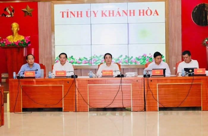 Đoàn đại biểu Đảng bộ tỉnh Khánh Hòa dự Đại hội đại biểu toàn quốc lần thứ XIV của Đảng họp rà soát công tác chuẩn bị