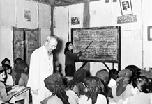 Phong trào bình dân học vụ (1945 -1946)