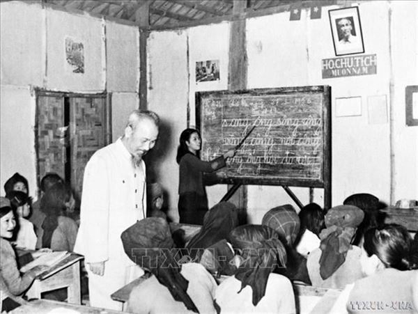 Phong trào bình dân học vụ (1945 -1946)