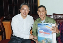 Bí thư Tỉnh ủy Nguyễn Hải Ninh thăm cựu chiến binh Thái Nguyên từng công tác ở Khánh Hòa