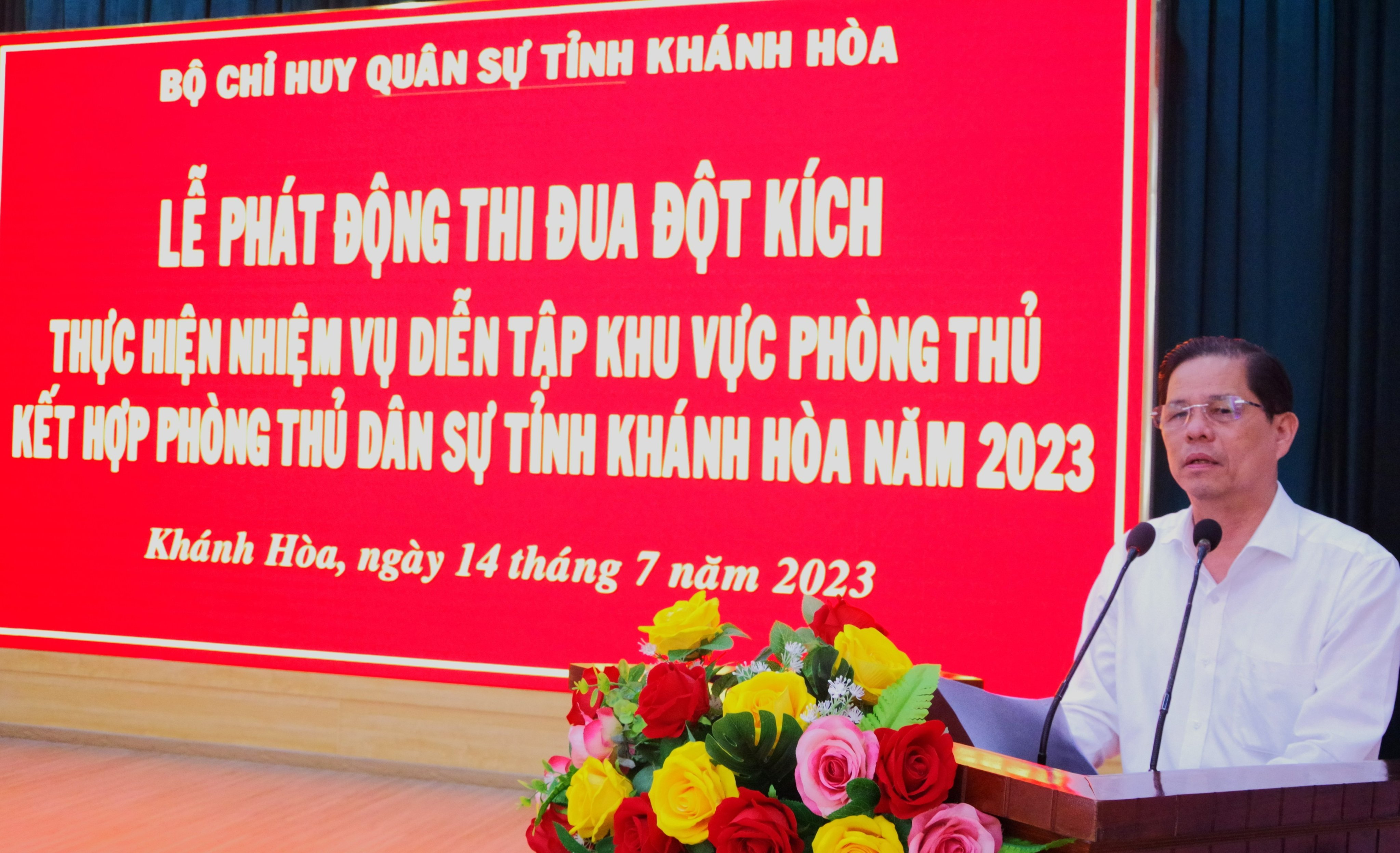 Bộ Chỉ huy Quân sự tỉnh Khánh Hòa: Phát động đợt thi đua đột kích thực hiện nhiệm vụ diễn tập với chủ đề “Tích cực chủ động, khắc phục khó khăn, đoàn kết hiệp đồng, lập công Quyết thắng” 