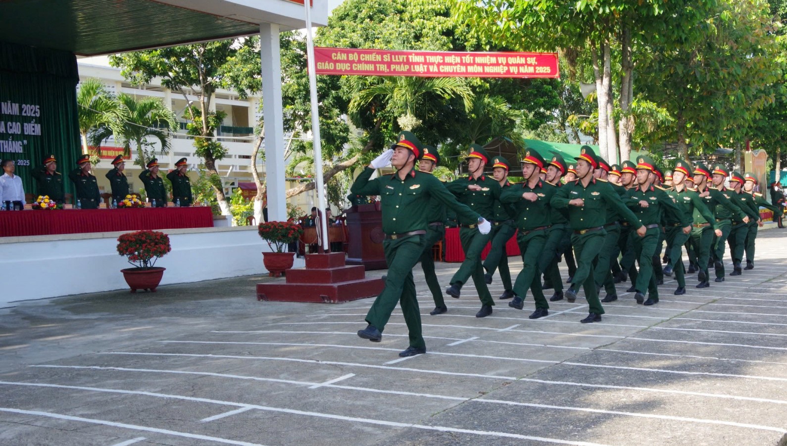 Lực lượng vũ trang tỉnh Khánh Hòa không ngừng trưởng thành, lớn mạnh