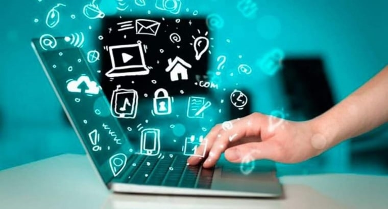 Công nghệ số với giáo dục giá trị liên văn hóa