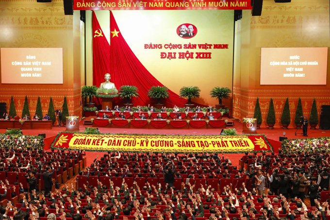 Phản bác các quan điểm sai trái, thù địch về công tác xây dựng, chỉnh đốn Đảng