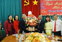 Bí thư Tỉnh ủy Nguyễn Hải Ninh thăm UBMTTQ Việt Nam tỉnh và các doanh nghiệp đầu năm Giáp Thìn 2024
