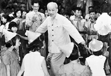 Hồ Chí Minh với xây dựng đạo đức công dân