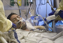 Biến thể Omicron đẩy thế giới vào vòng xoáy COVID-19 mới